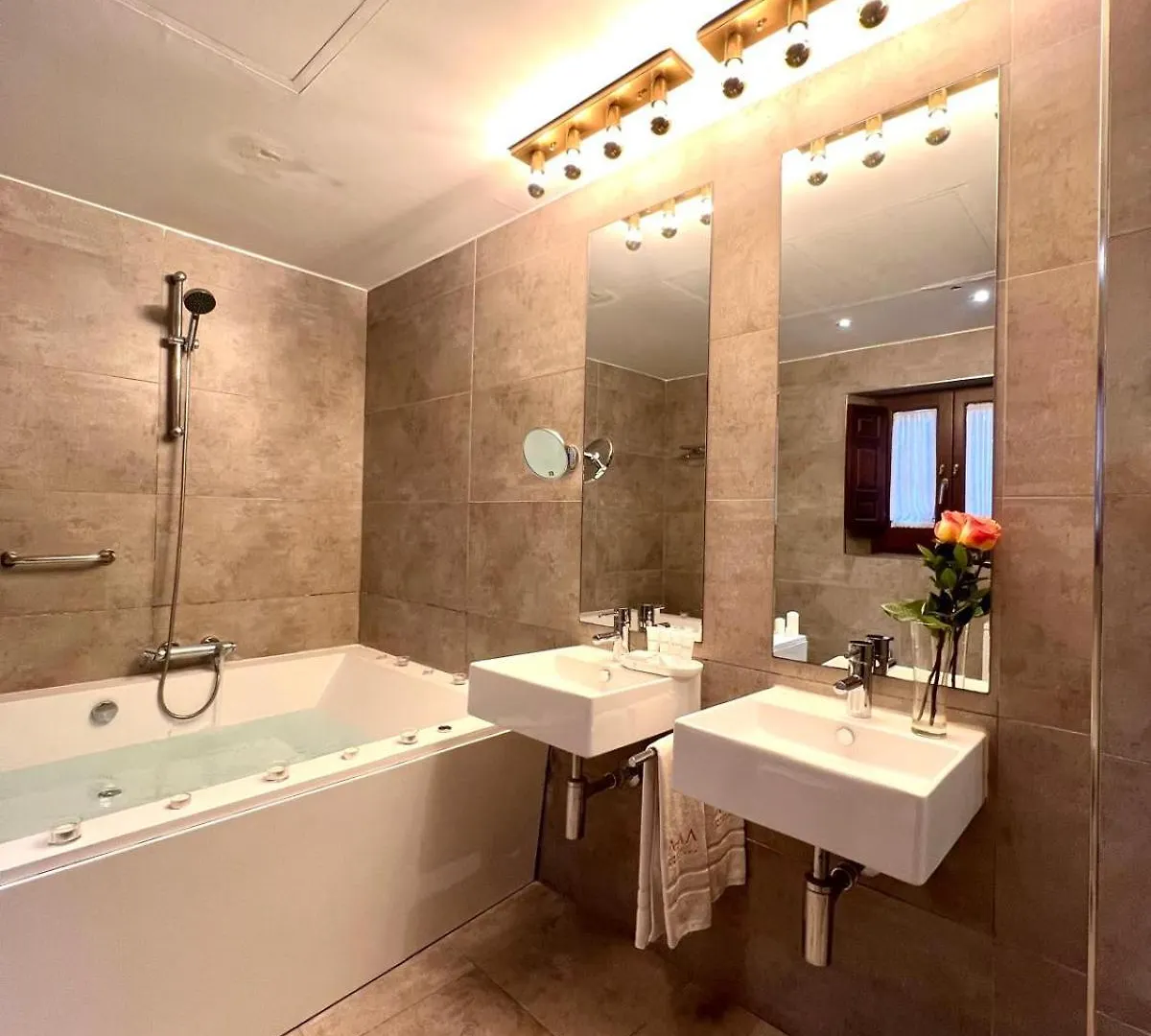Gar Anat Hotel Boutique Granada 3*,